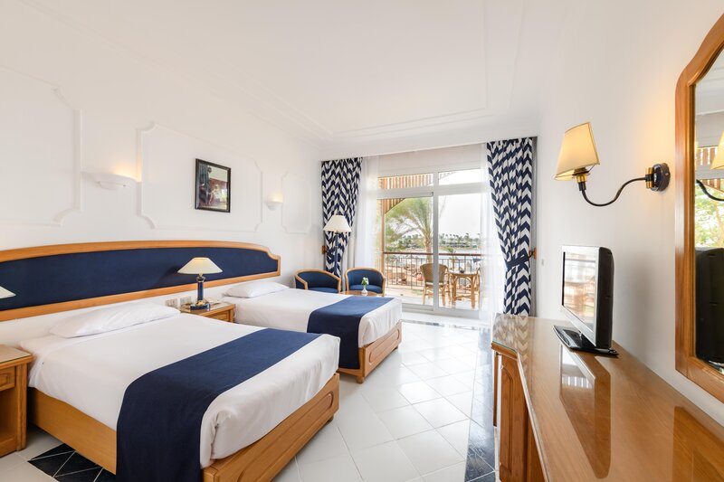 Desert Rose Resort 50