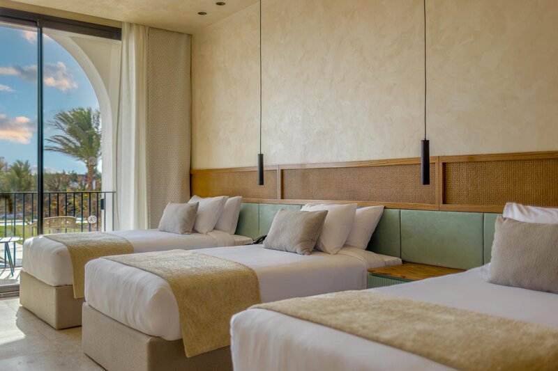 Desert Rose Resort 52