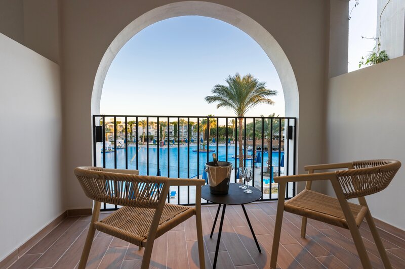 Desert Rose Resort 69