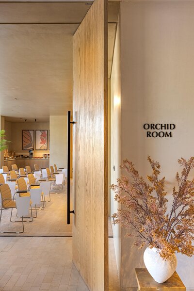 Desert Rose Resort 105