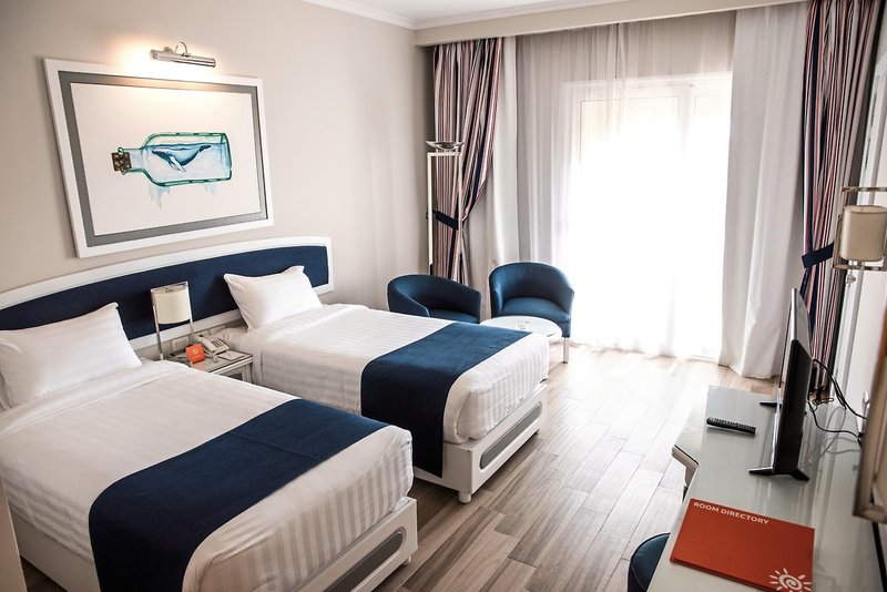 Desert Rose Resort 12