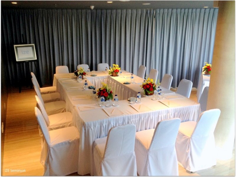 IZE Seminyak 11