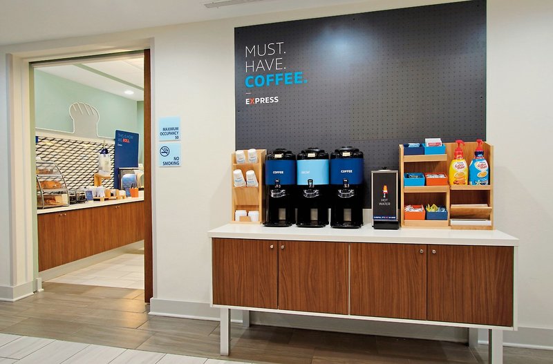 Holiday Inn Express Manhattan Midtown West 9