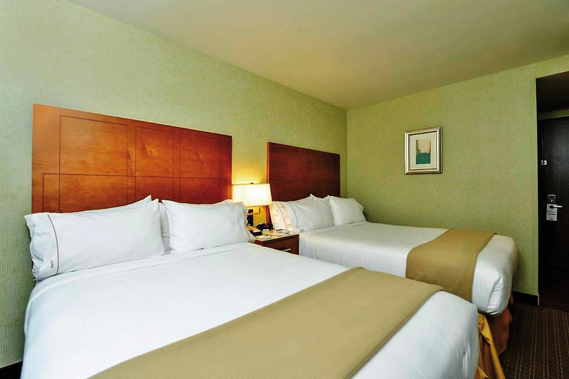 Holiday Inn Express Manhattan Midtown West 7