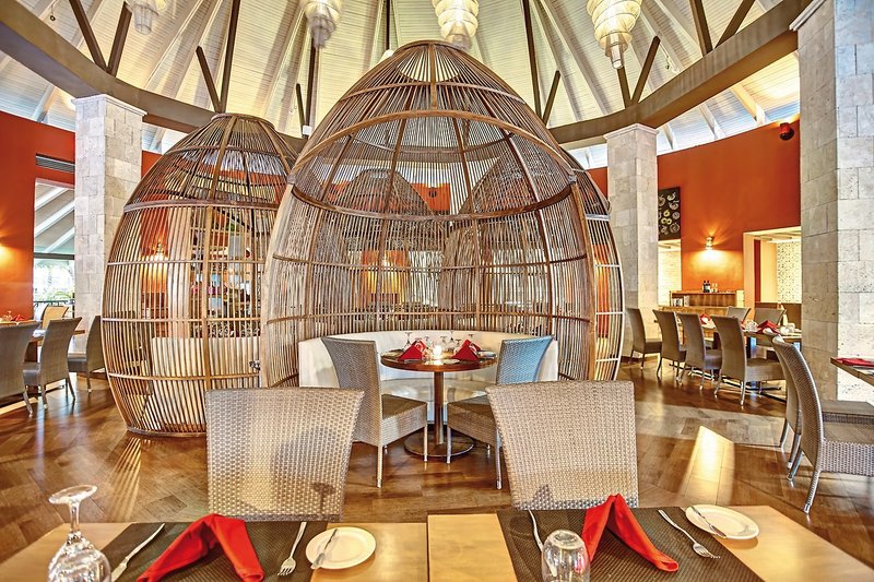 Hideaway At Royalton Blue Waters 9