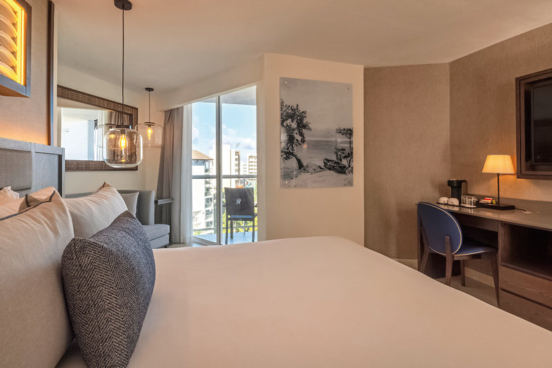 Hideaway At Royalton Blue Waters 13