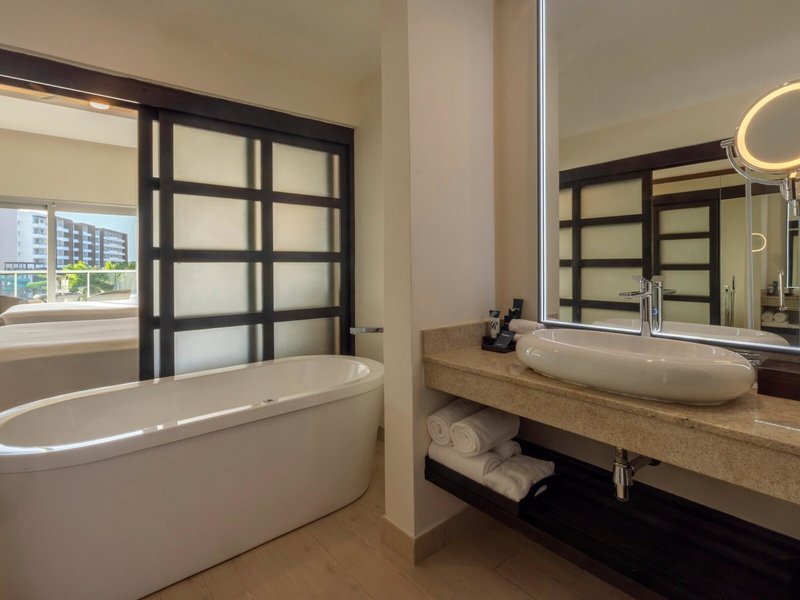 Hideaway At Royalton Blue Waters 49