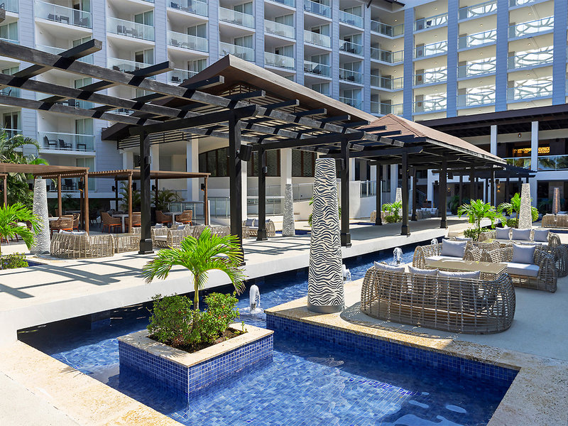 Hideaway At Royalton Blue Waters 4