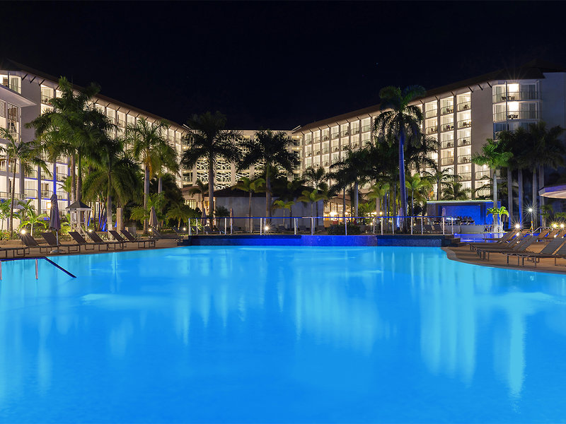 Hideaway At Royalton Blue Waters 8