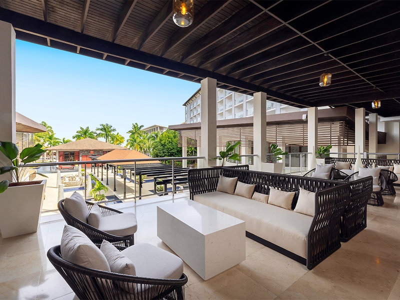 Hideaway at Royalton Blue Waters 7