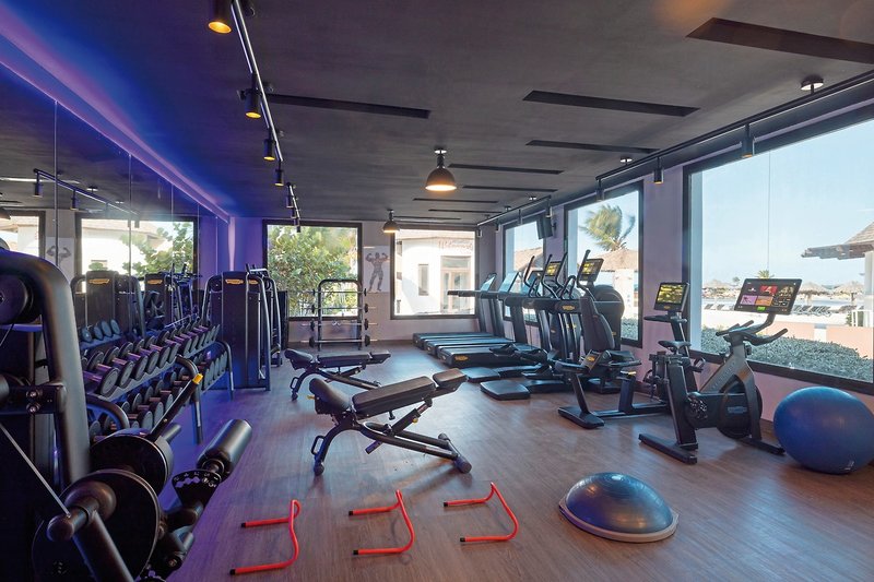 Hideaway at Royalton Blue Waters 16