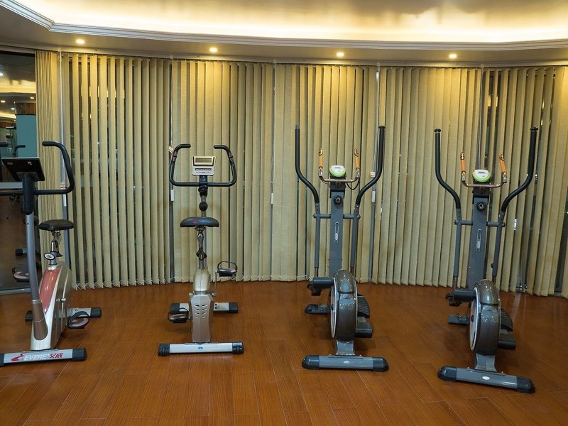 Crown Palace Hotel 25