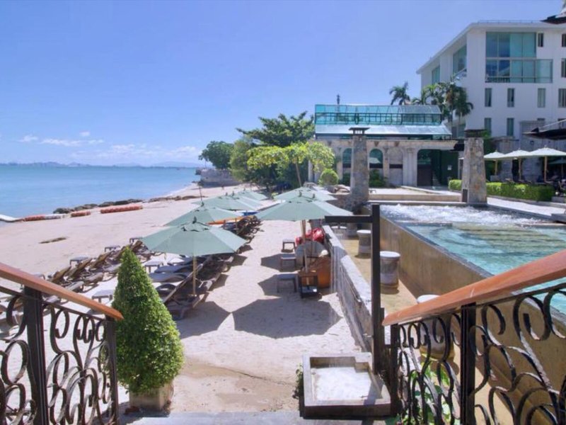 Modus Beachfront Resort Pattaya 3