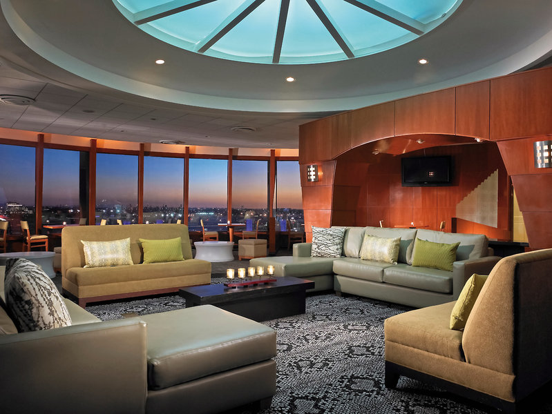 Hyatt Regency Los Angeles Int. Airport 10