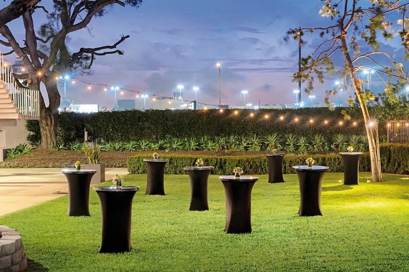 Hyatt Regency Los Angeles Int. Airport 13