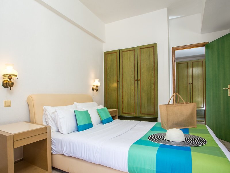 Royal Apart Hotel 5