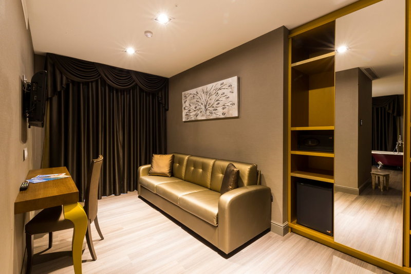 Sant Jordi Boutique Hotel 10
