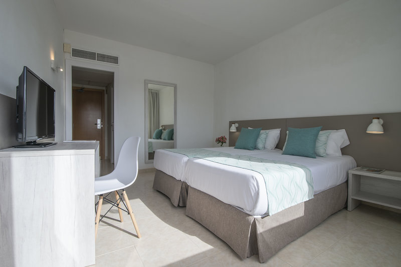 Hotel Lloret Santa Rosa 11