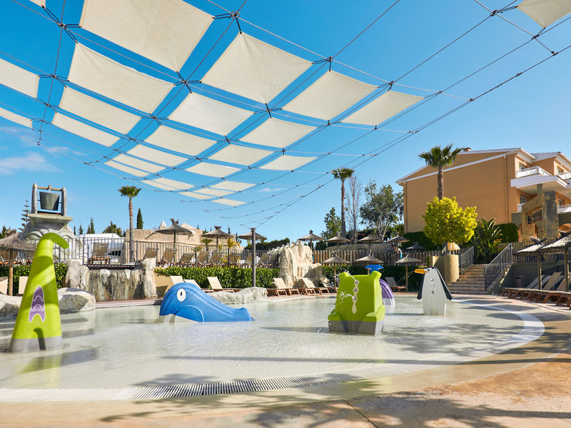 TUI KIDS CLUB Cala Mandia 6