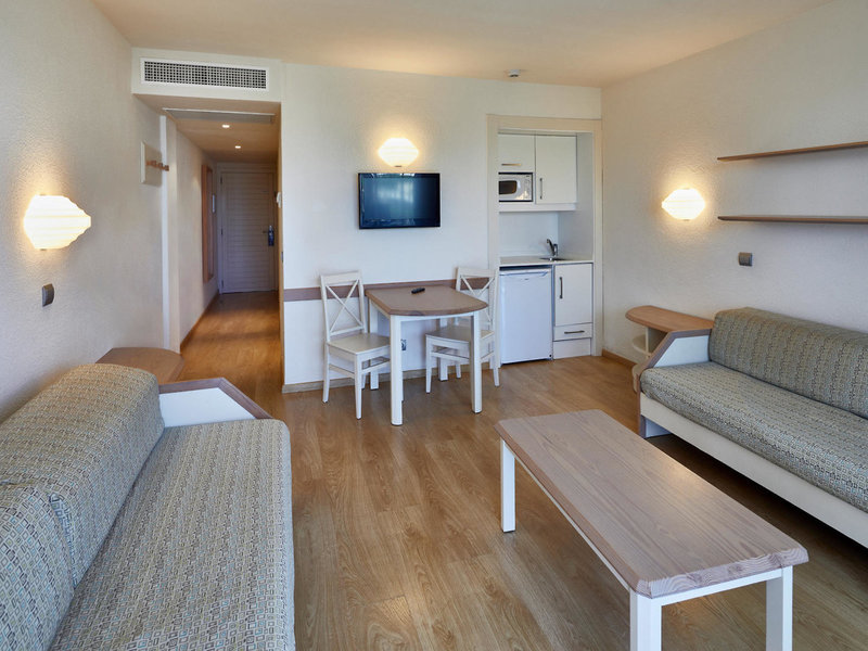 TUI KIDS CLUB Cala Mandia 43