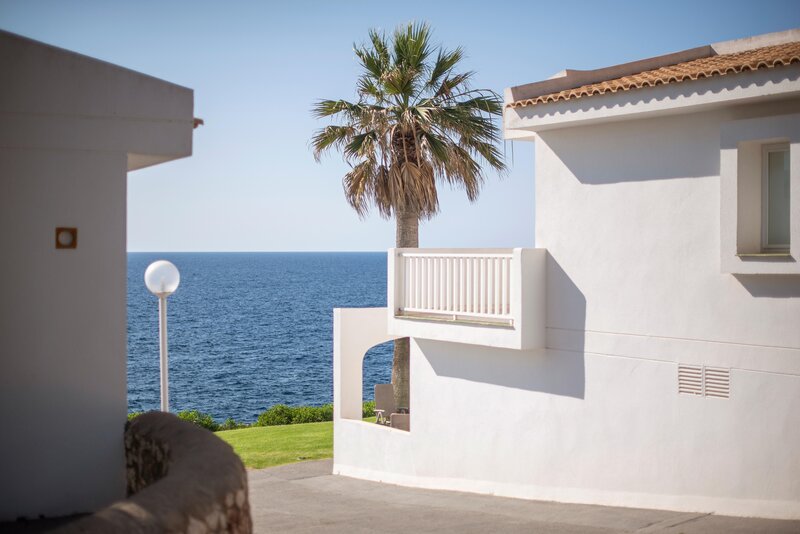 Blau Punta Reina Resort 8