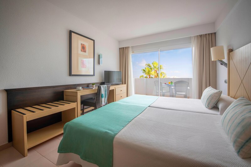 Blau Punta Reina Resort 31