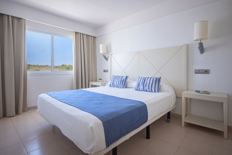 Blau Punta Reina 8