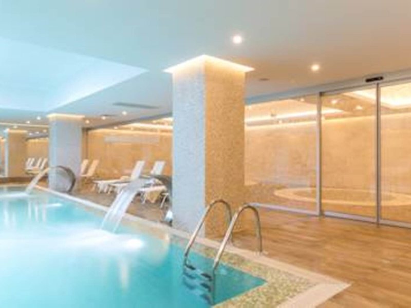 Boyalik Beach Hotel & Spa 9