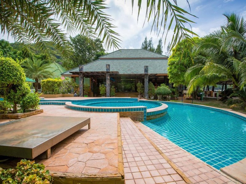 Andaman Beach Resort 6