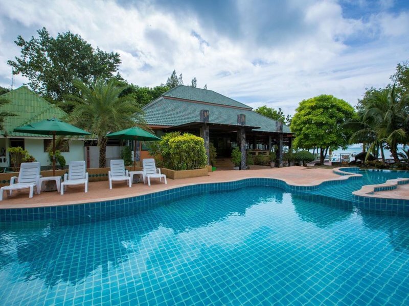 Andaman Beach Resort 7