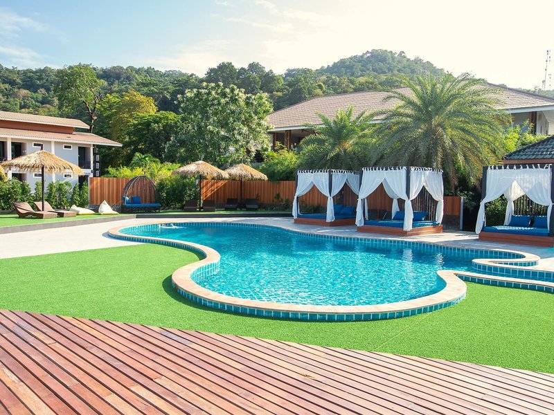 Andaman Beach Resort 8