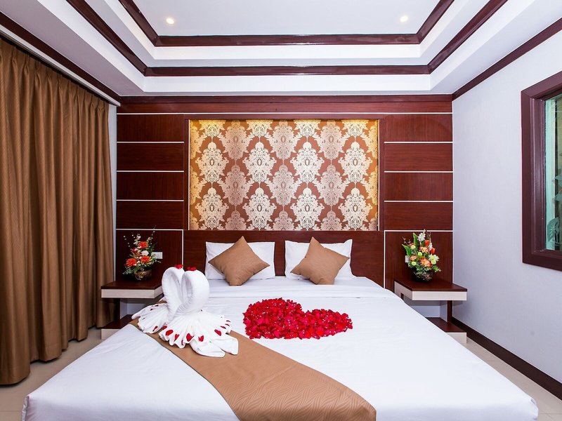 Andaman Beach Resort 12