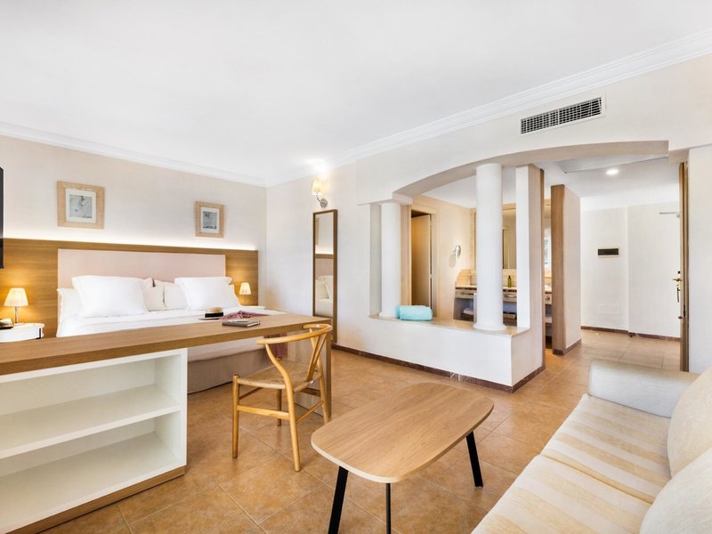 VIVA Cala Mesquida Suites & Spa Adults only 16+ 43