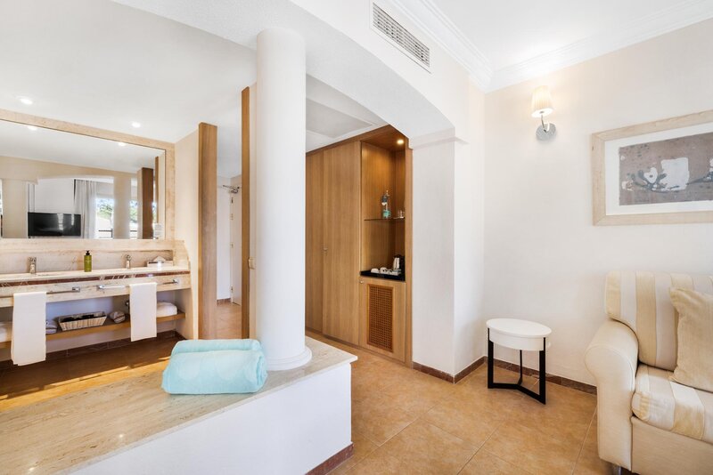 VIVA Cala Mesquida Suites & Spa Adults only 16+ 15