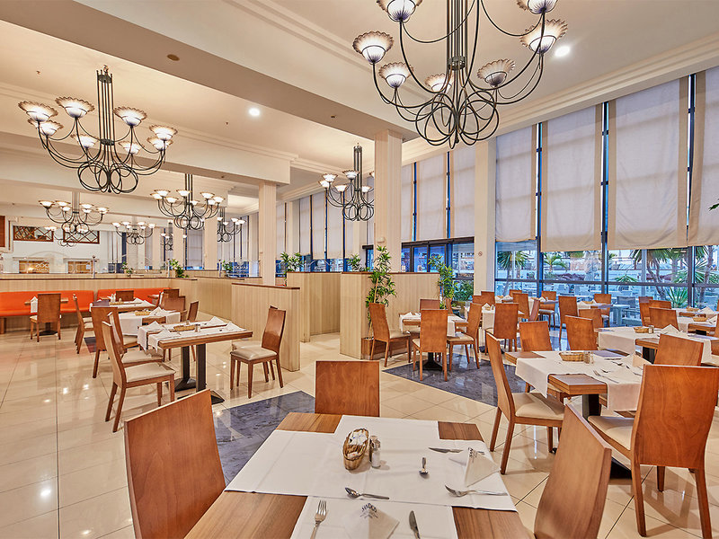 Sandos Papagayo Beach Resort 11