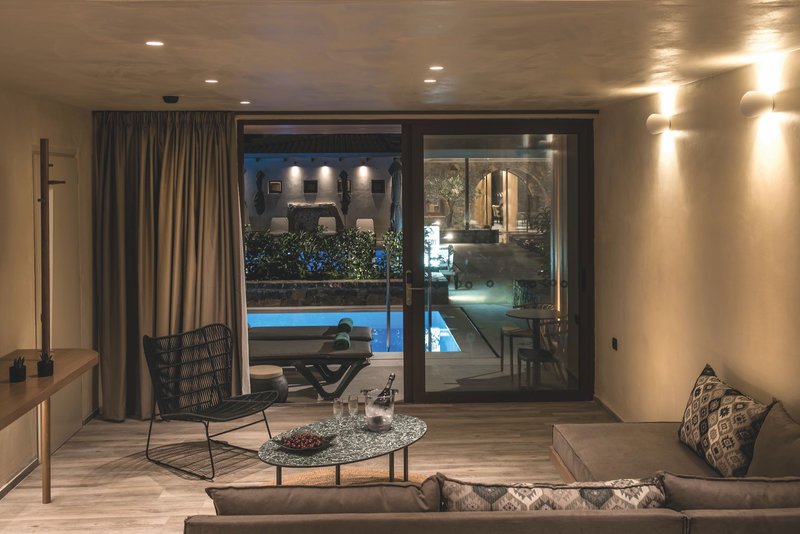Petousis Hotel & Suites 14 - Bar