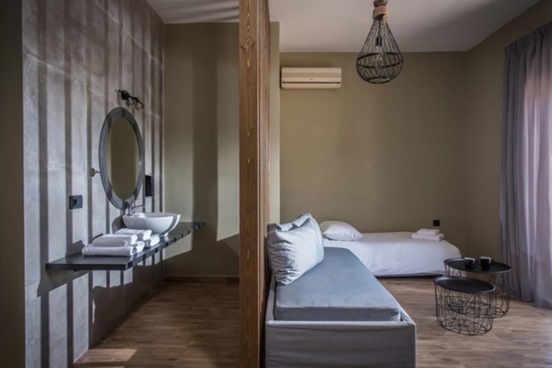 Petousis Hotel & Suites 21 - Health & Beauty
