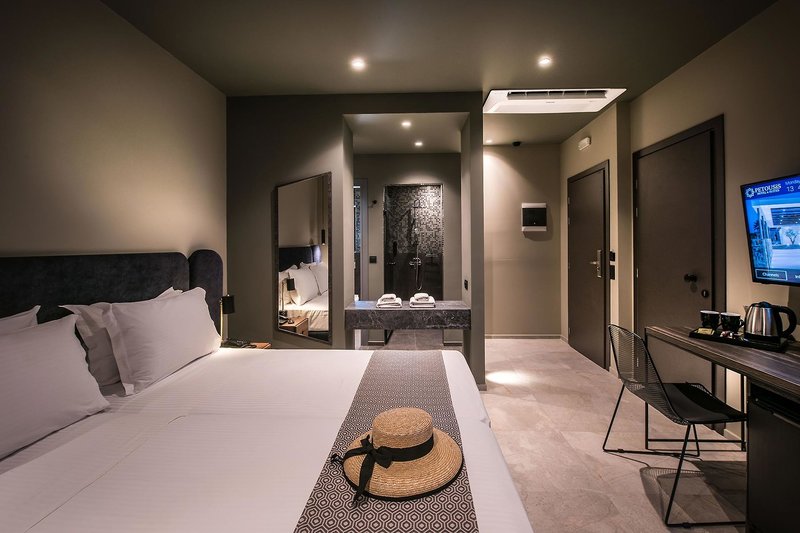Petousis Hotel & Suites 25