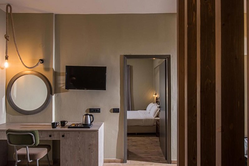 Petousis Hotel & Suites 27