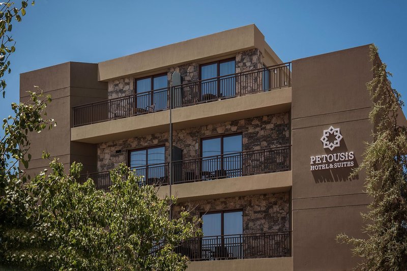 Petousis Hotel & Suites 29