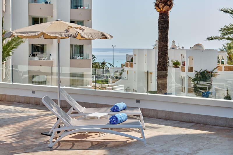 Hipotels Bahía Grande 9