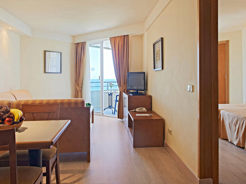 Hipotels Bahía Grande 8