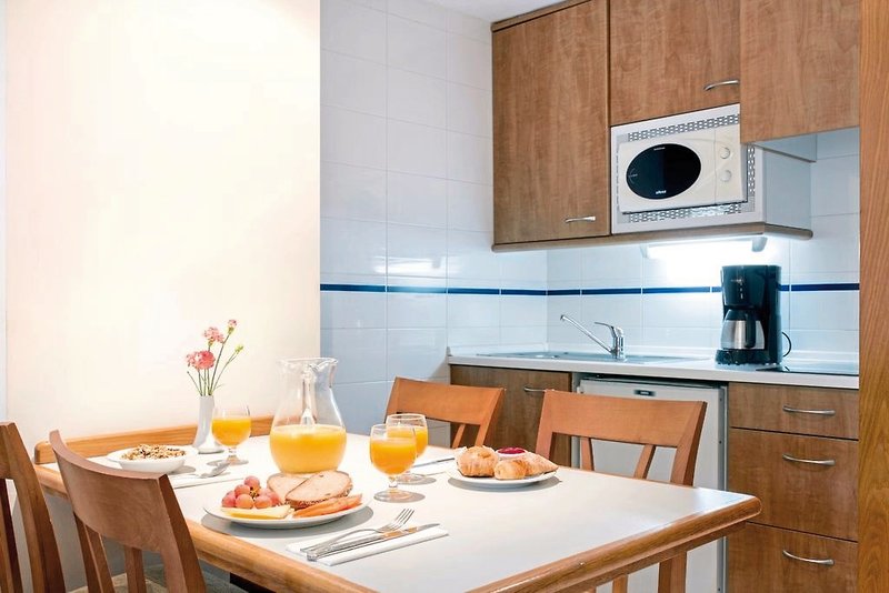 Hipotels Bahía Grande 9