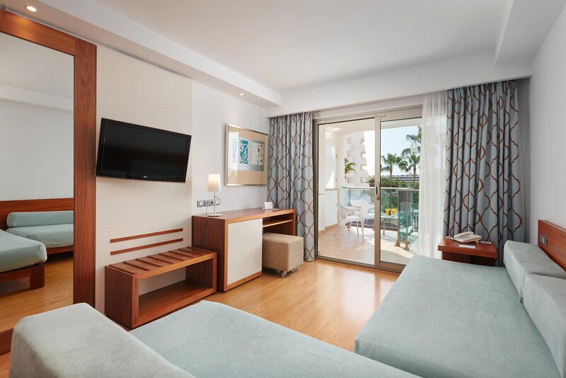 Hipotels Cala Millor Park 59