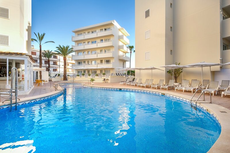 Aparthotel & Suites Cap de Mar 2