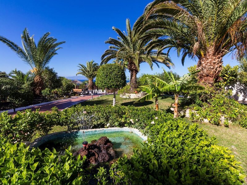 Regency Torviscas Apartments & Suites 8