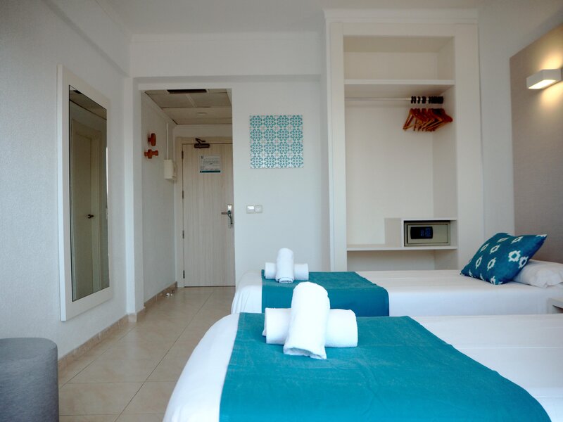 BlueSea Don Jaime 31