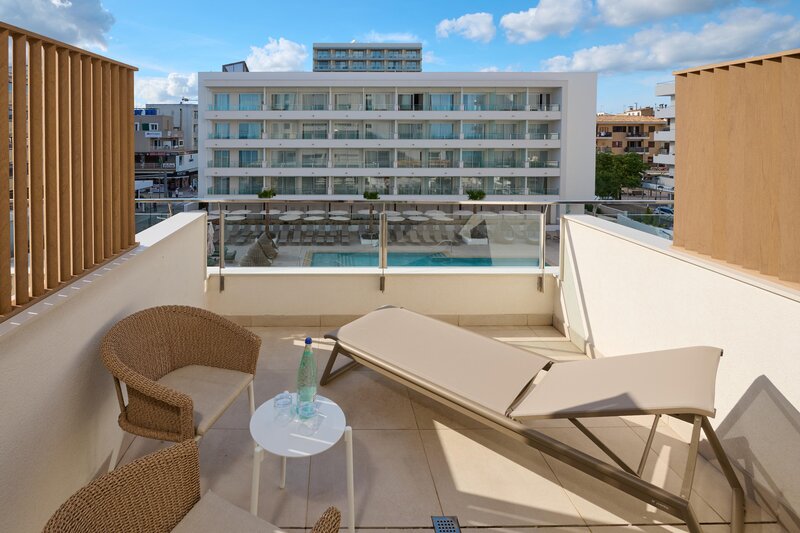 Hipotels Don Juan 37