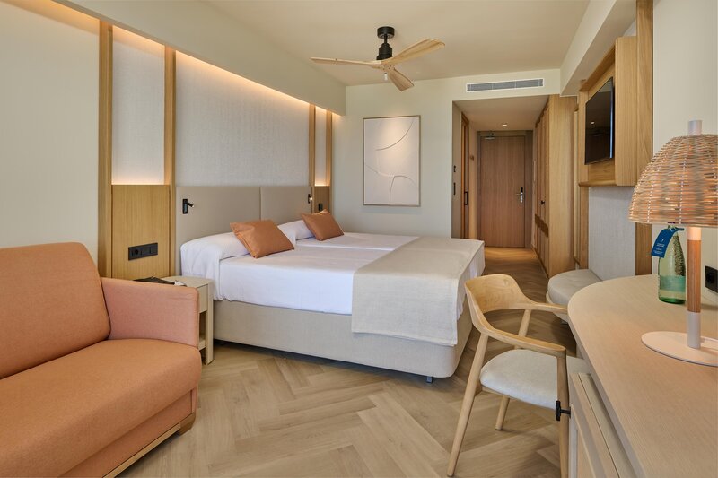 Hipotels Don Juan 73