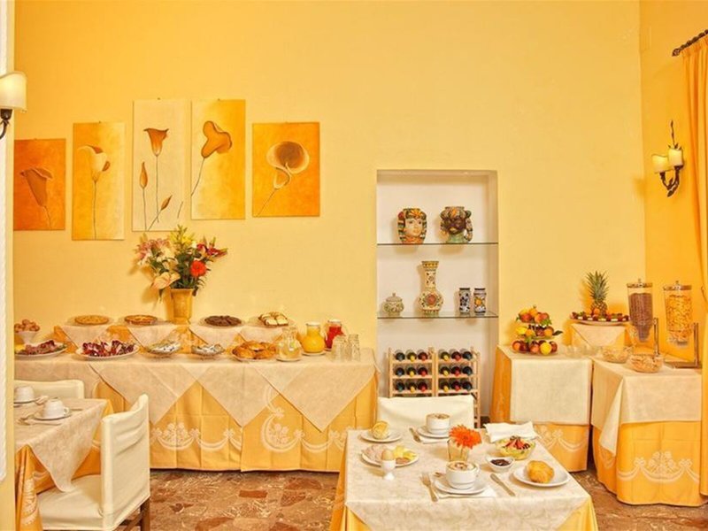 Jonic Hotel Mazzarò 13